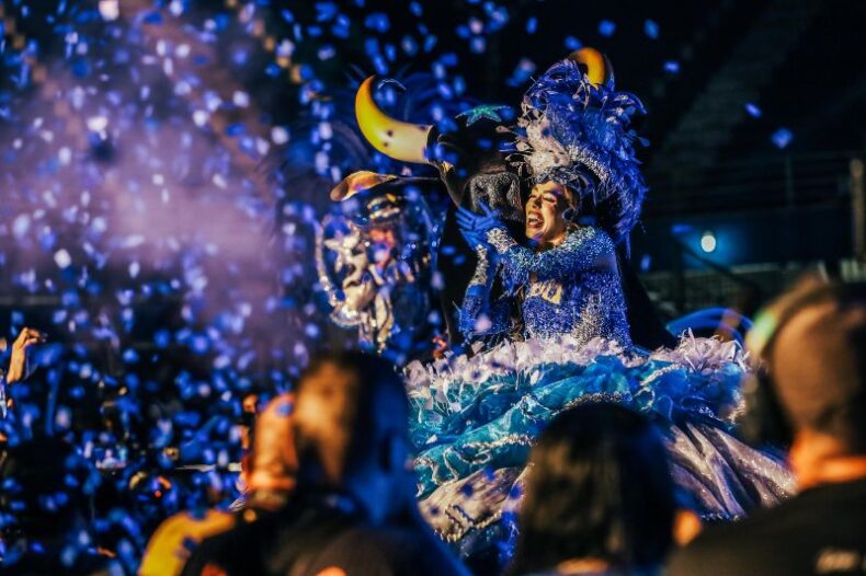 Lançamento 58º Festival de Parintins 1_Boi Caprichoso_sinhazinha da fazenda VAlentina Cid - foto Dudu Melo (1)