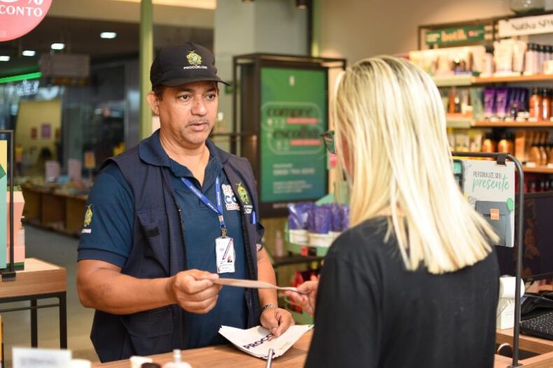 GERAL/PROCON-AM alerta consumidores a não caírem nas pegadinhas do DIA da MENTIRA