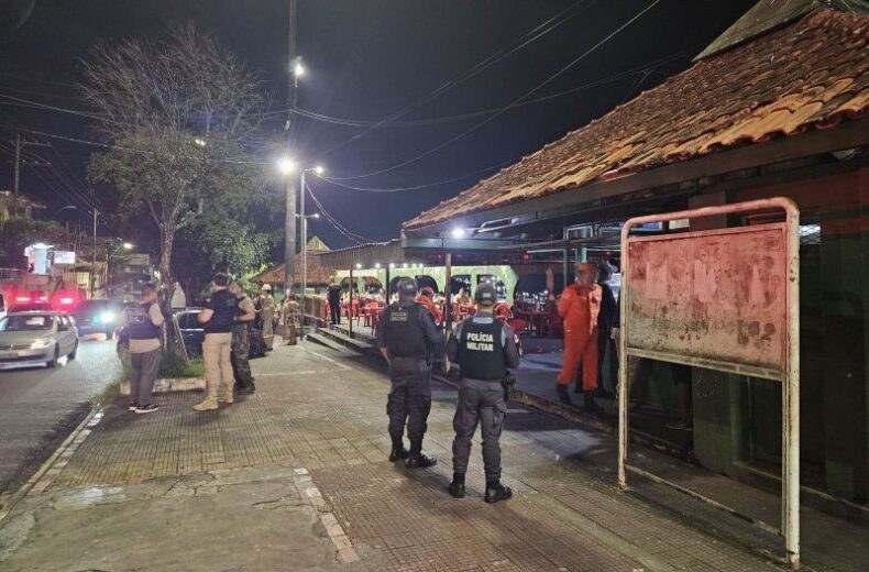 GERAL/CIF vistoria 10 estabelecimentos nas zonas sul e centro-sul de Manaus