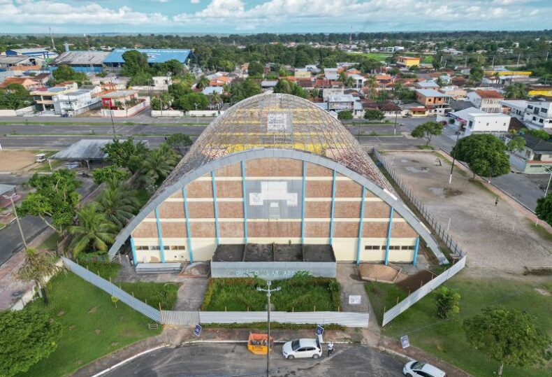 GERAL/Governo do Amazonas avança na revitalização do GINÁSIO ELIAS ASSAYAG, principal espaço esportivo de Parintins