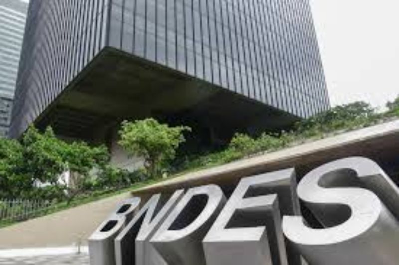 ECONOMIA/Com R$ 143,3 milhões, BNDES amplia aprovações de crédito para o Amazonas
