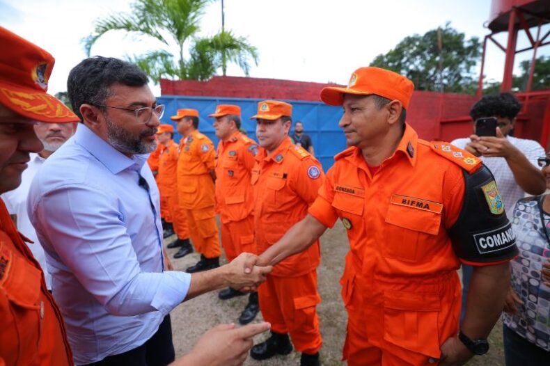 GERAL/NOVA BASE do Corpo de BOMBEIROS entregue no bairro Santa Etelvina, zona norte de Manaus
