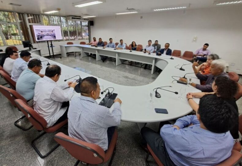 CIDADE/Delegação PERUANA visita a SUFRAMA em busca de integração econômica com a Zona Franca