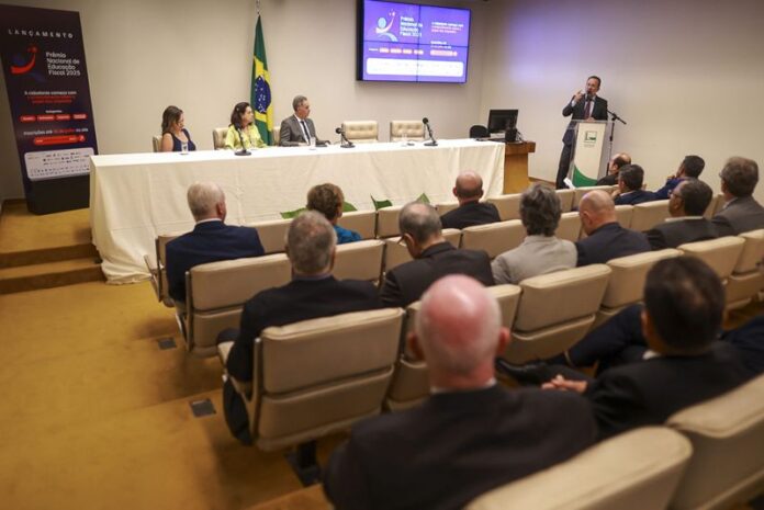 Premio-Nacional-de-Educacao-Fiscal-abre-inscricoes-para-jornalistas-080
