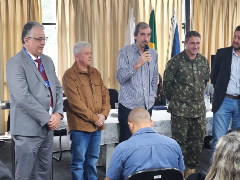 GERAL/PROJETOS da UEA são homenageados pela Delegacia da Receita Federal em Varginha (MG)