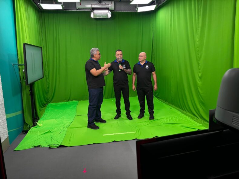 EDUCAÇÃO/AULÃO ao vivo do Pré-Vest UEA oferece mais de três horas de conteúdo para candidatos