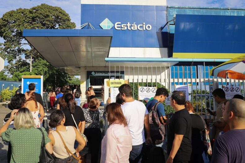 CIDADE/Em Manaus, mais de 1,4 mil candidatos realizam provas da 1ª fase do 5º concurso da DPE-AM