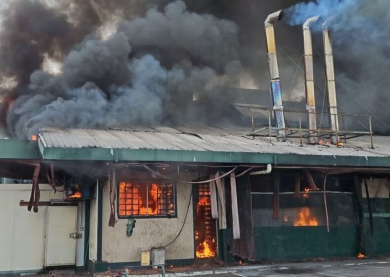 CIDADE/EXPLOSÃO em restaurante deixa funcionária ferida com queimaduras, no Aleixo