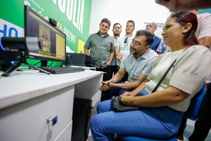 Governador Wilson Lima leva serviço de Telessaúde a Barreirinha e Urucará, alcançando 50 mil pessoas 6_Barreirinha_foto Diego Peres Secom