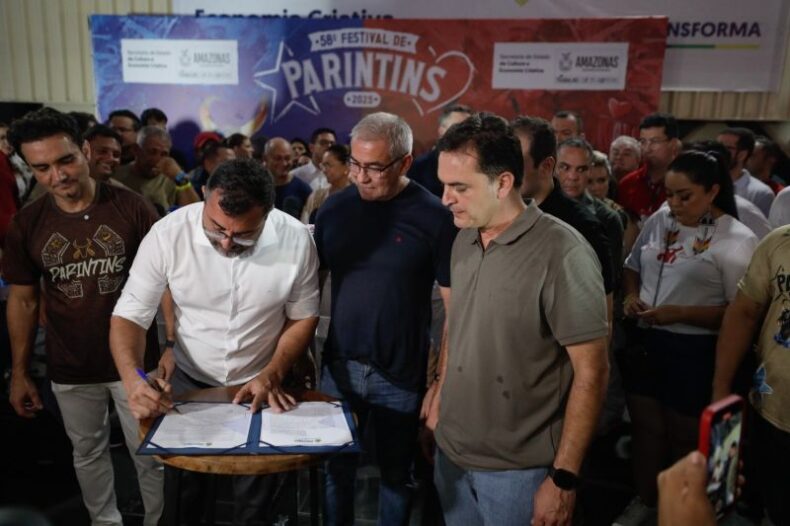 GERAL/Governador Wilson Lima assina contrato para elaboração do projeto de MODERNIZAÇÃO do BUMBÓDROMO de PARINTINS