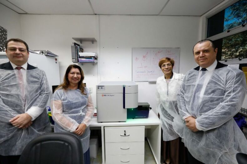 SAÚDE/AMAZONAS recebe tecnologia inédita na região NORTE para diagnóstico e tratamento de doenças MALÍGNAS do SANGUE