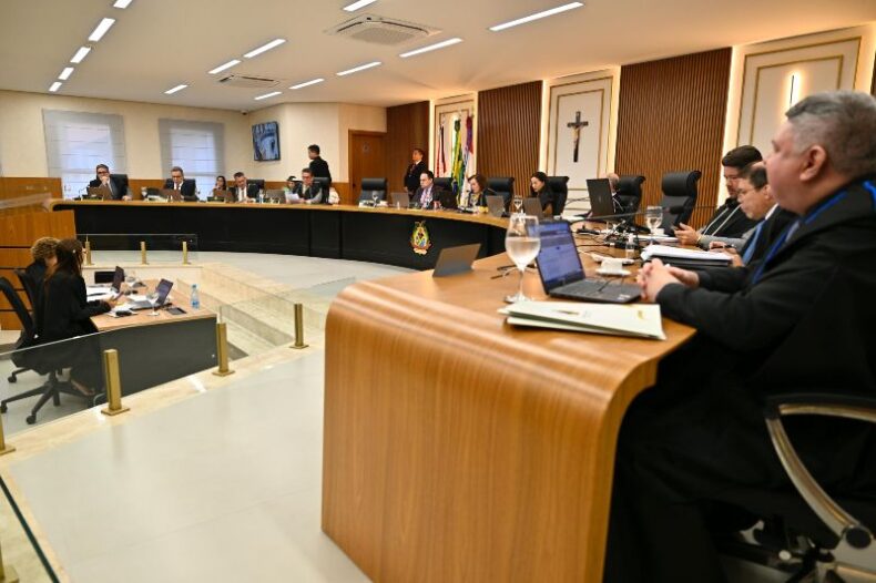 GERAL/TCE-AM reprova contas do Instituto Municipal de Trânsito de IRANDUBA e multa gestor