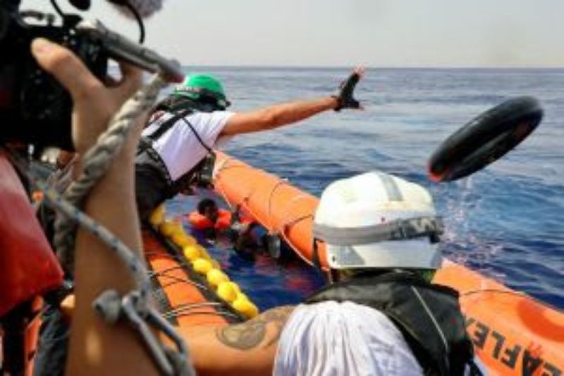 GERAL/MÉDICOS SEM FRONTEIRAS lança relatório com denúncias de violência e obstrução da ajuda humanitária no Mediterrâneo Central