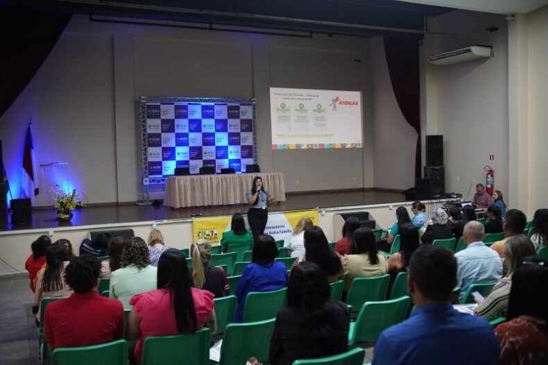 GERAL/Coordenadores municipais do BOLSA FAMÍLIA participam de encontro formativo na Secretaria de Educação