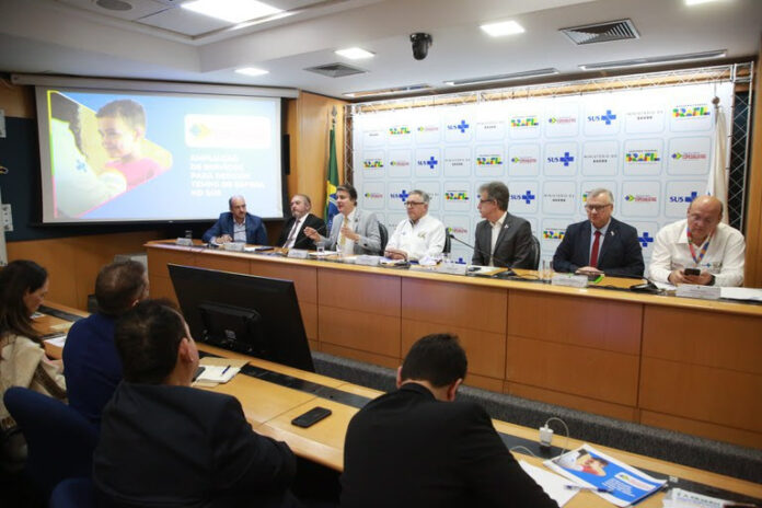 Estão previstos mais de 7,8 mil atendimento entre mil cirurgias eletivas 1,2 mil consultas e 5,6 mil exames em diversas especialidades O Dia E integra o projeto Ebserh em Ação 2025 Foto Luís Fortes MEC