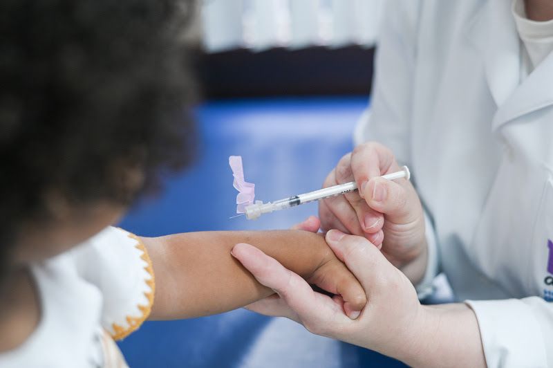 MENINGiTE: Atualização no esquema vacinal amplia proteção contra a doença