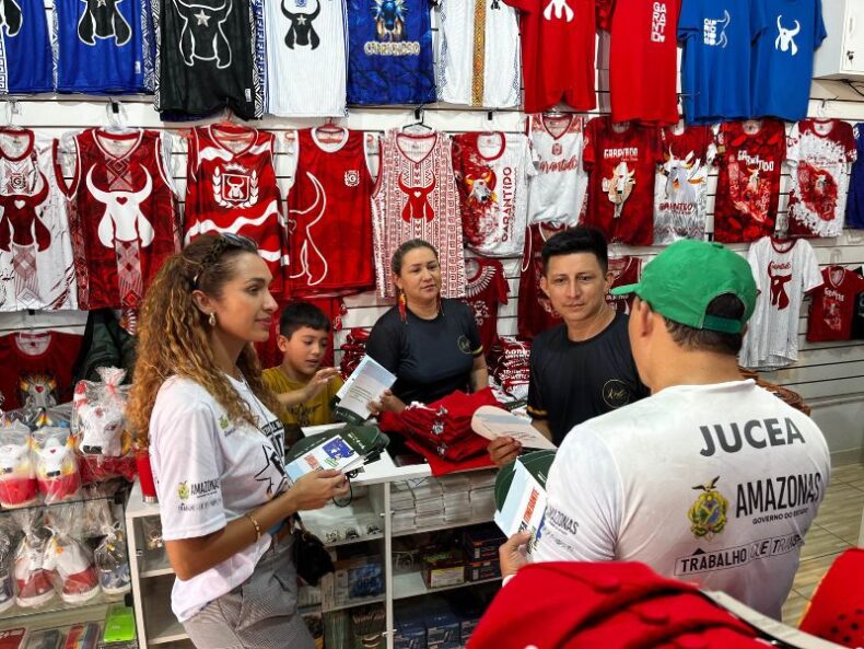 GERAL/JUCEA registra 111 novos pedidos de abertura de empresas durante o período do Festival de Parintins