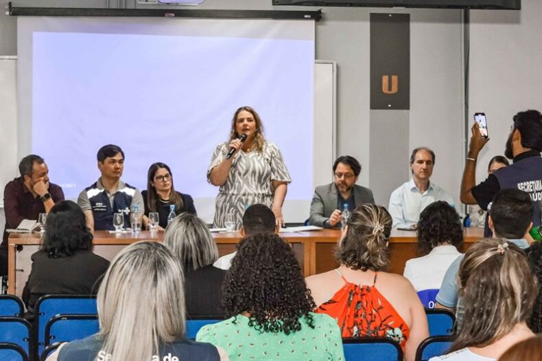 Saude-fortalece-deteccao-precoce-e-resposta-oportuna-a-virus-respiratorios-no-Amazonas (1) (1)