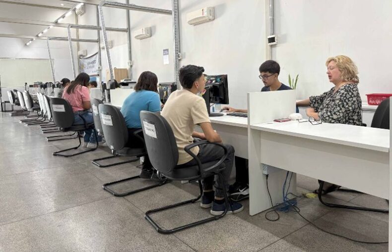 GERAL/SINE AMAZONAS divulga 295 vagas de emprego para esta terça-feira(29)