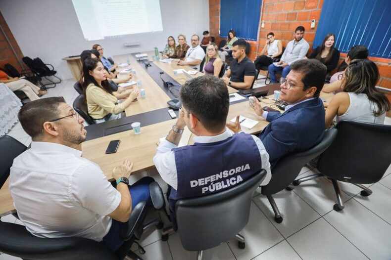GERAL/No Amazonas, Governo Estadual avança nas tratativas para oferecer soluções de moradia definitivas as famílias do MONTE HOREBE