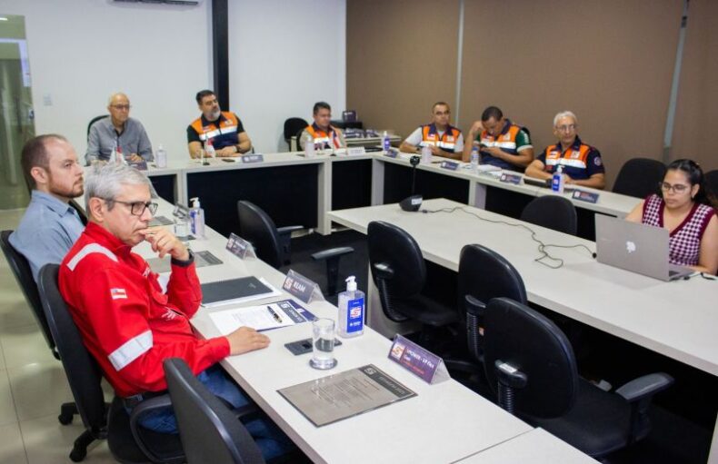 GERAL/DEFESA CIVIL do Amazonas apresenta prognóstico sobre estiagem para SETORES de ENERGIA, combustível e telecomunicações