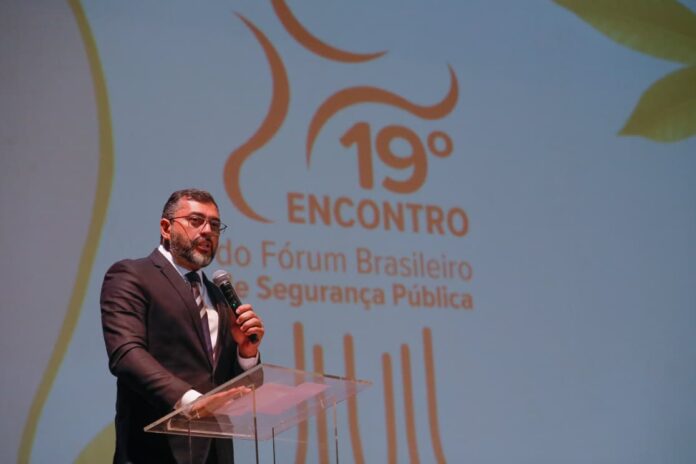 Governador Wilson Lima destaca avanços no combate à criminalidade durante a abertura do 19° Fórum Brasileiro de Segurança Pública em Manaus 5_Maurílio Rodrigues e Arthur Castro Secom (1)
