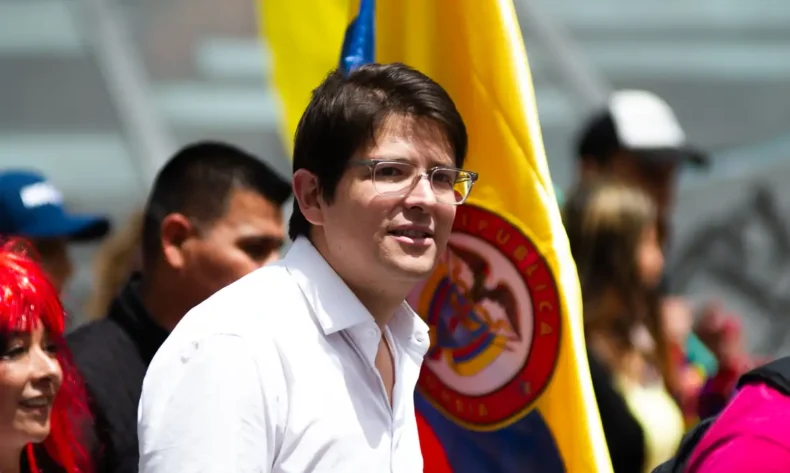 Internacional/Morre MIGUEL URIBE, pré-candidato à presidência da COLÔMBIA