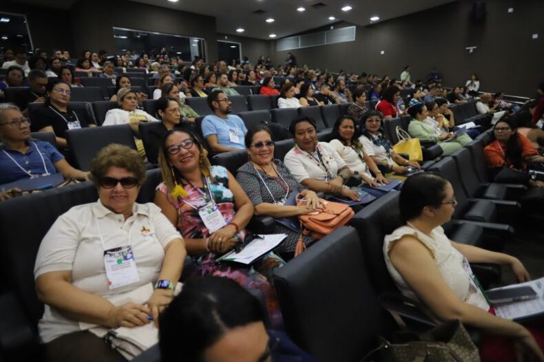 EDUCAÇÃO/Encontro FORMATIVO fortalece práticas pedagógicas nas Escolas em Tempo Integral do Amazonas