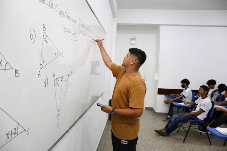 EDUCAÇÃO/Secretaria de Estado convoca mais 112 candidatos do PSS para a capital do Amazonas