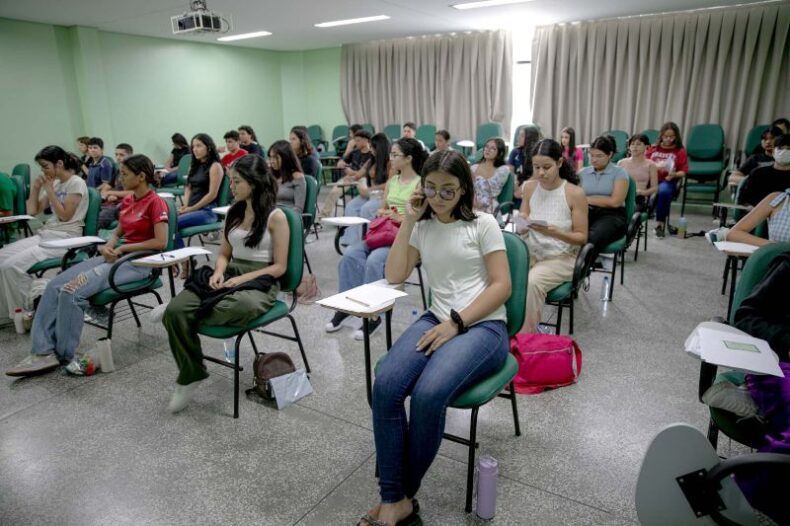 EDUCAÇÃO/Vestibular e SIS da UEA registram o maior número de inscrições dos últimos 10 anos
