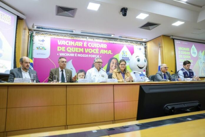 Coletiva de imprensa de lançamento da Campanha Nacional de Multivacinação para atualização de caderneta Foto Walterson Rosa MS (1)