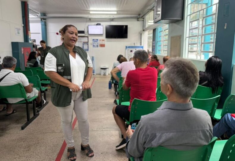 SAÚDE/FVS-RCP incentiva orientação profissional e alerta para automedicação
