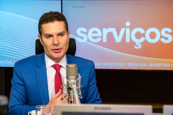 O ministro Jader Filho explicou que o Programa Reforma Casa Brasil busca oferecer condições de financiamento mais vantajosas do que as disponíveis atualmente no mercado Foto Diego Campos Secom PR (1)