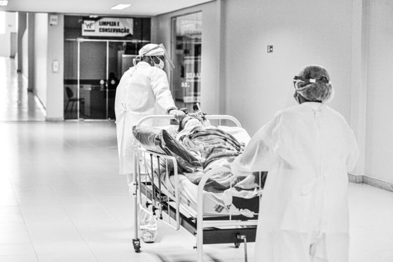 GERAL/COVID-19 causou a maioria das mortes por síndrome respiratória em setembro