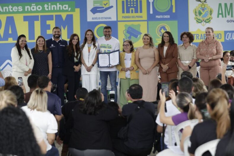 CIDADE/No Amazonas mais de 18 mil famílias são beneficiadas com kits bebê e cestas de alimentos através da Sejusc