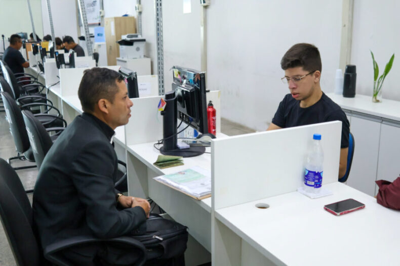 CIDADE/Sine Amazonas divulga 420 vagas de emprego para esta segunda-feira(06)