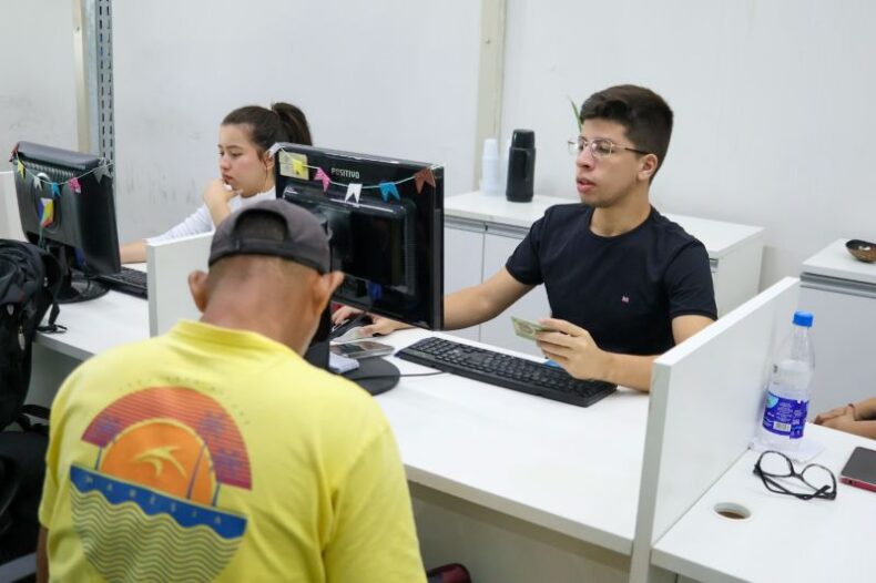 GERAL/SINE AMAZONAS divulga 166 vagas de EMPREGO para esta quarta-feira(22)