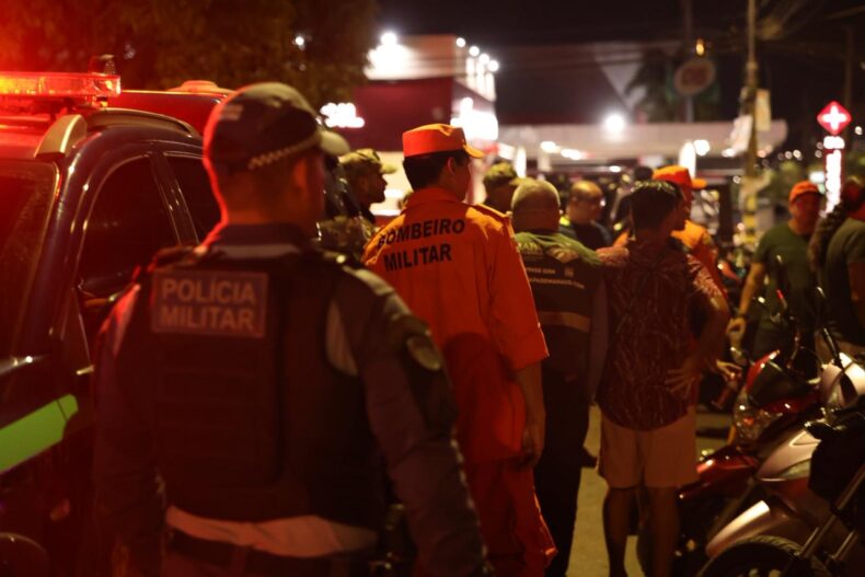 CENTRAL_INTEGRADA_DE_FISCALIZAÇÃO_INTERDITA_TRÊS_BARES_NA_ZONA_NORTE_DE_MANAUS_FOTOS_VICTOR_LEVY_SSP_AM (3)