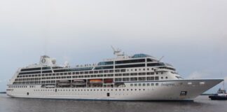 TURISMO/Temporada de Cruzeiros: Navio Insignia atraca no Porto de Manaus com mais de 980 turistas