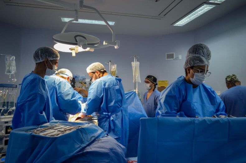 SES-AM Hospital Delphina Aziz realiza mais três transplantes em um único dia Fotos Evandro Seixas SES-AM (8)
