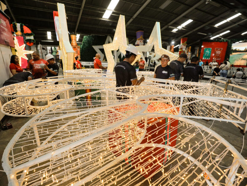 Secom_Governo do Amazonas lança programacao do O Mundo Encantado do Natal_Foto_Antonio Lima_Secom (1) (1)