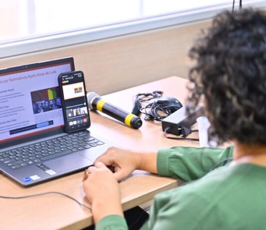 CIDADE/TCE-AM promove roda de conversa sobre perspectiva racial e construção de instituições antirracistas