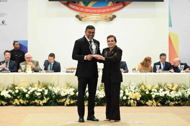 Governador Wilson Lima recebe Selo Diamante e coloca o Governo do Amazonas em 1º lugar do Brasil em transparência pública 3_Janailton Falcão e Arthur Castro Secom