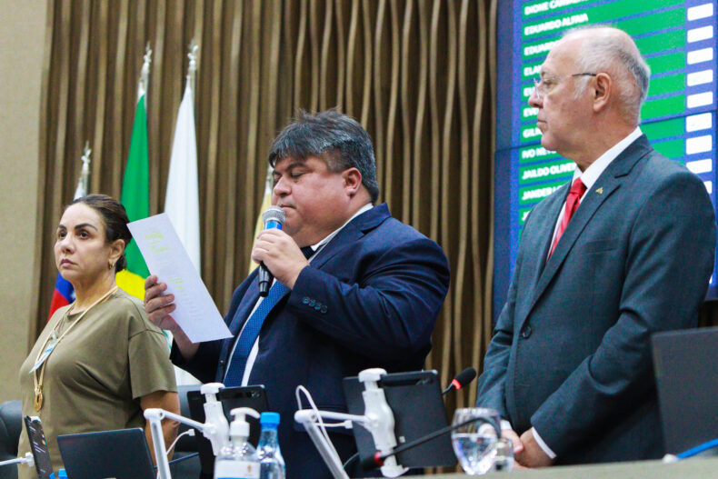 plenario _09-12-25_cleuton silva e eder franç (70)