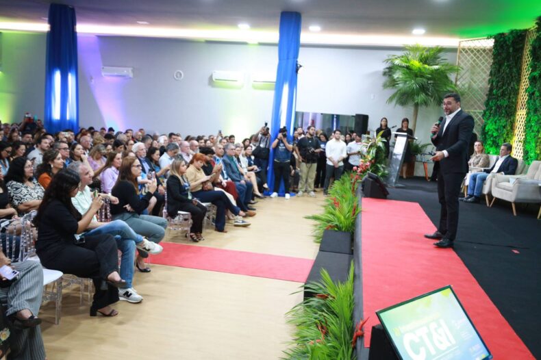 Governador Wilson Lima lança editais de CT&I_Foto_Diego Peres_Secom 3