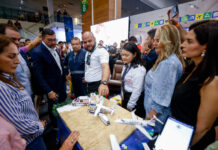 EXPO SAÚDE/SES-AM destaca serviço de UTI Aérea do Amazonas, considerado o segundo maior das Américas