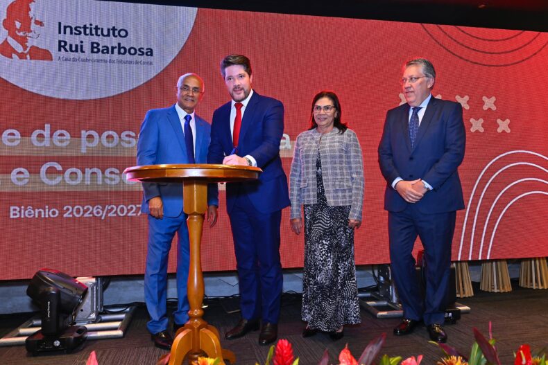 5d126608-3d93-4b04-8df5-7eb67787a09e