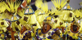 CARNAVAL/MOCIDADE ALEGRE é campeã do Carnaval de São Paulo pela 13ª vez