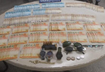 POLÍCIA/PM apreende DINHEIRO, DROGAS, MUNIÇÕES e JÓIAS em pousada na zona Leste de Manaus