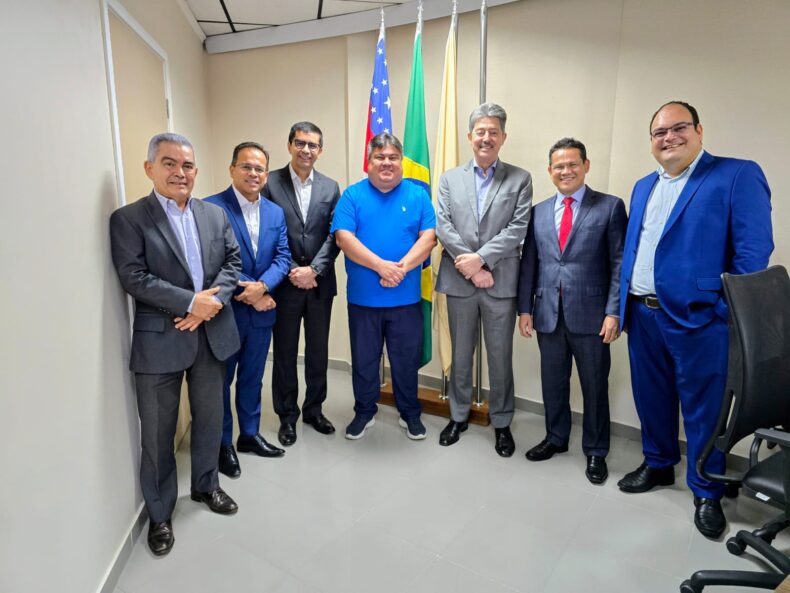 Presidente da CMM recebe visita institucional do Banco Bradesco para fortalecer diálogo com o Poder Público - 1